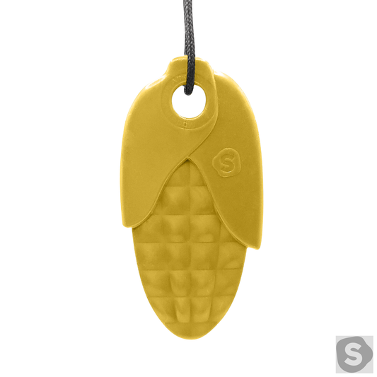 Sensorium Mielie chew for children and sensory seekers. Chew on necklace. Back view.